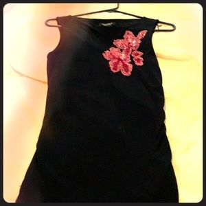 Dressy tank top with rusching on the sides